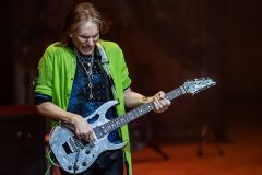 Steve-Vai-7-aprile-2023-Teatro-Dal-Verme-di-Milano-8