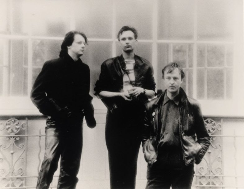 Ascolta: CABARET VOLTAIRE – Nag Nag Nag