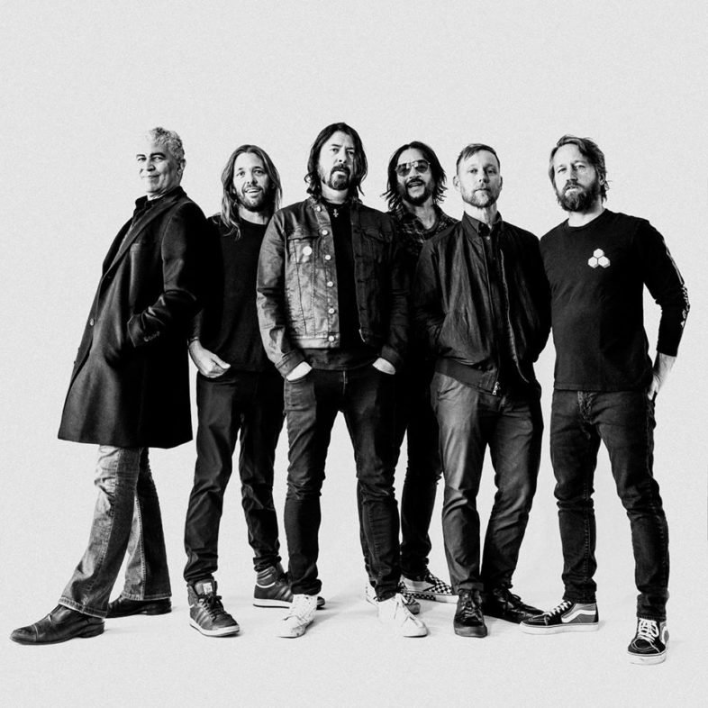 FOO FIGHTERS celebrano 25 anni di carriera con il “VAN TOUR 2020”