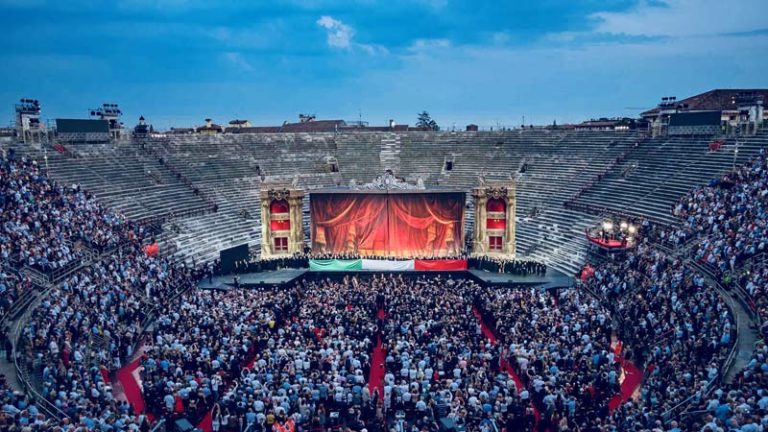 Rinviati I Concerti Allarena Di Verona Di Maggio Newsic It