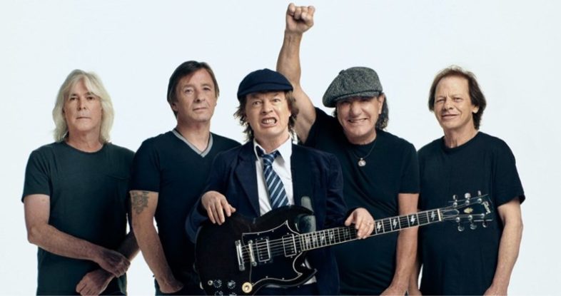 AC/DC primi anche nella chart album e singoli UK