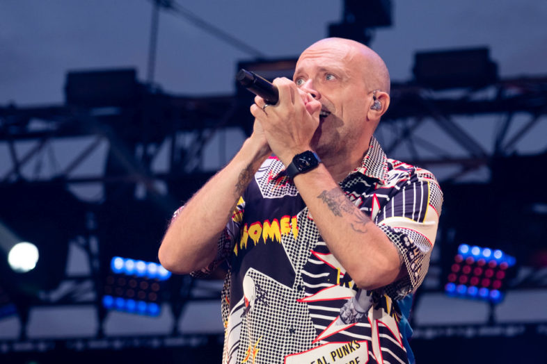 MAX PEZZALI su Canale 5 “Circo Max – Una notte di hit”