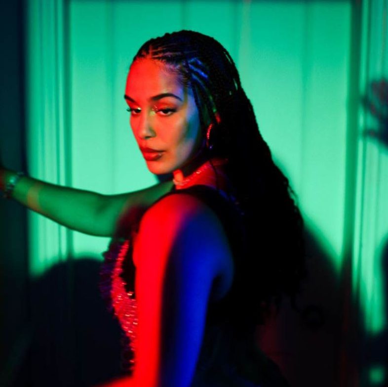 JORJA SMITH il nuovo singolo “Little Things” [Guarda il video]