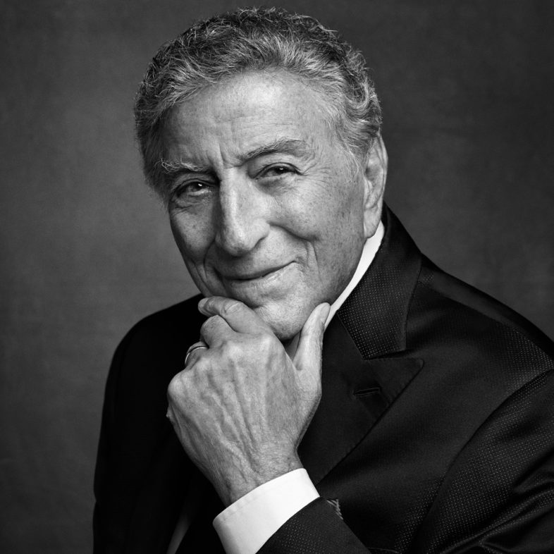 Addio a TONY BENNETT. L’ultimo crooner aveva 96 anni