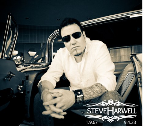 STEVE HARWELL il leader degli SMASH MOUTH è morto