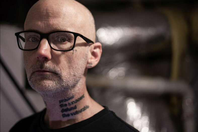 MOBY il nuovo singolo con Benjamin Zephaniah “where is your pride?”