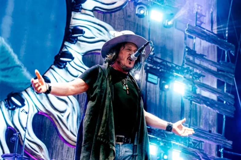 Recensione concerto: ZUCCHERO un’overdose d’amore ma anche di musica [Info e Scaletta]